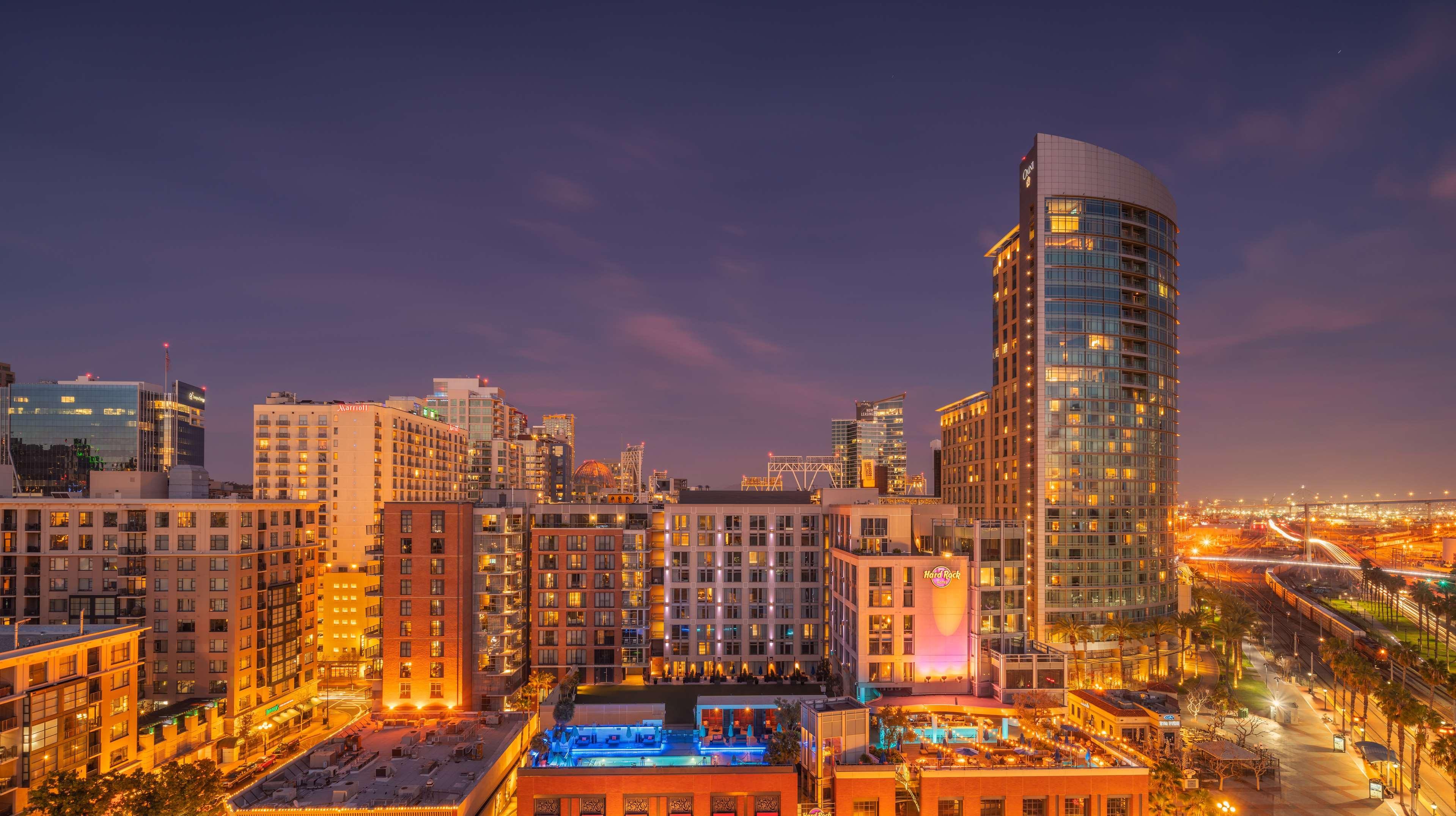 Hilton San Diego Gaslamp Quarter Esterno foto